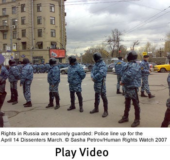 Rights in Russia are securely guarded: Police line up for the April 14 Dissenters March, Moscow