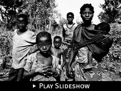 Villagers, forced to flee their homes because of fighting between government forces and rebel groups, live in desperate conditions in the bush without access to clean water or humanitarian assistance. � 2006 Fr�d�ric Sautereau / Oeil Public