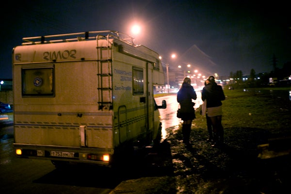 A mobile prevention point in the suburbs of St. Petersburg provides medical, psychological, and social assistance for injection drug users and sex workers.  &copy; 2007 Lorena Ros

