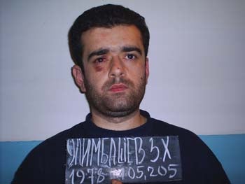 Все фотографии сделаны в период содержания под стражей, получены Хьюман Райтс Вотч от родственников. � Private 2005.