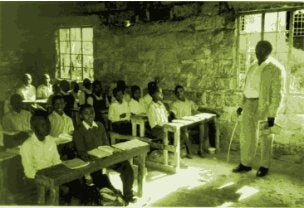 كينيا- الأطفال الكينيون يعانون من الضرب المتكرر من قبل المعلمين - Kenya -  مراقبة حقوق الإنسان