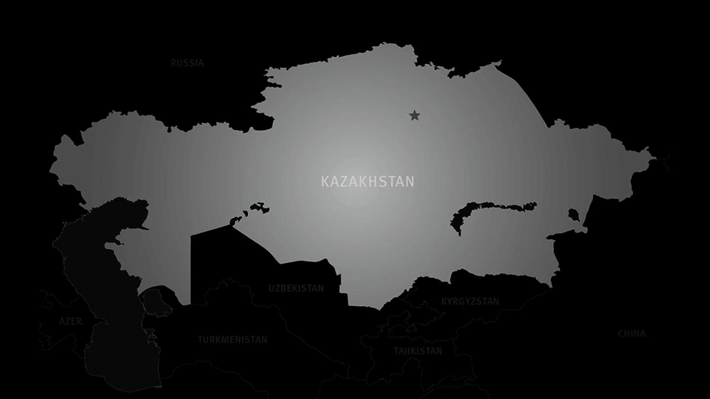 Карта Казахстана на черном фоне