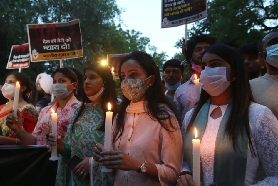 Son Watch His Mother Gangbang Rape - Indian Girl's Alleged Rape and Murder Sparks Protests | Human Rights Watch