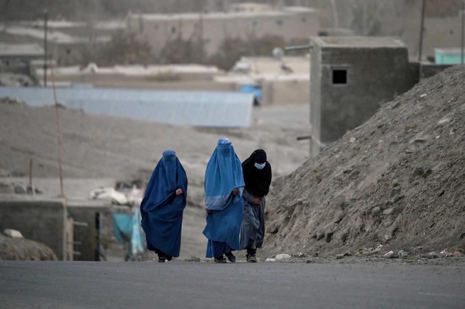 Afghanistan: Taliban Deprive Women of Livelihoods, Identity | Human Rights  Watch