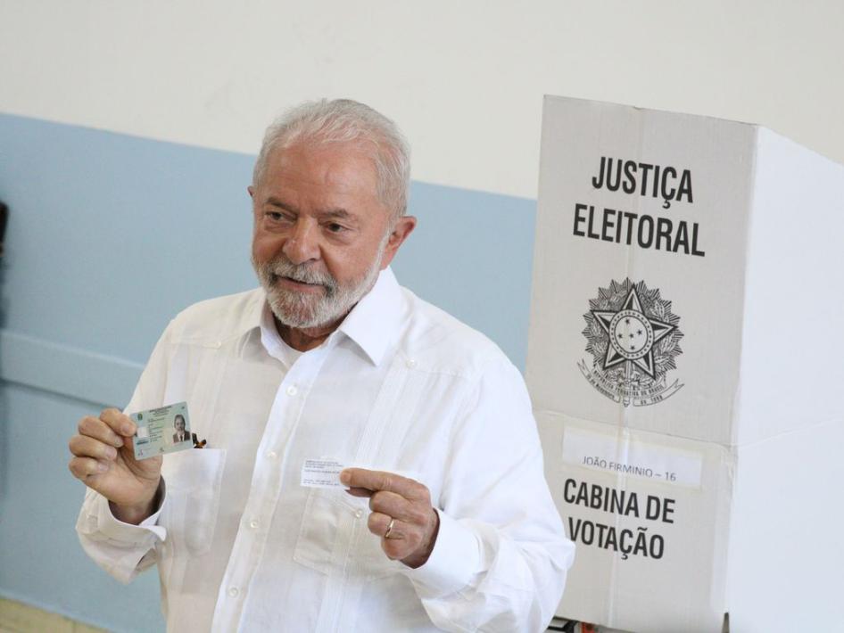 Em Angola, Lula critica desigualdade de gênero e volta a citar a luta  contra a fome