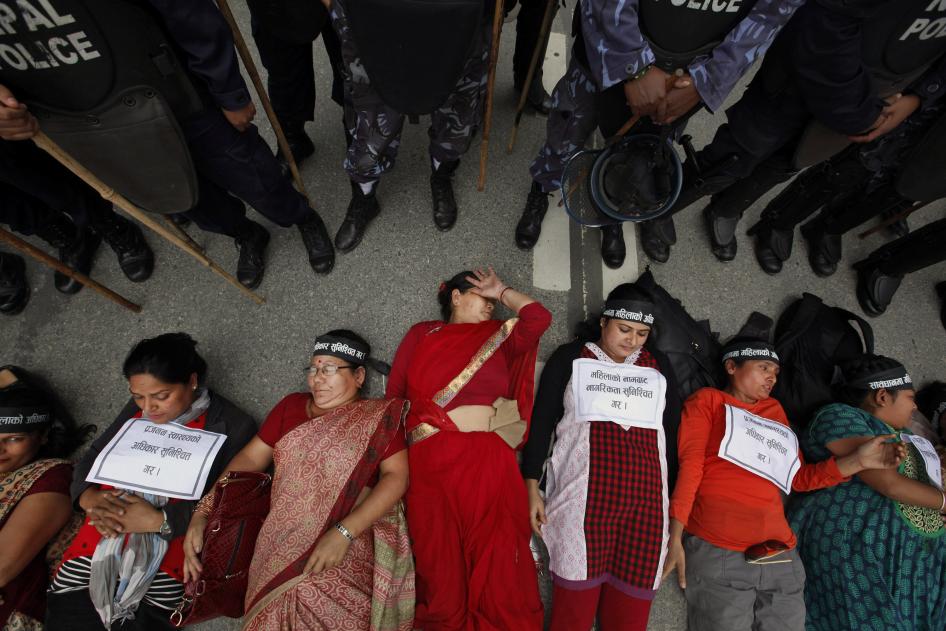 Nepali Bf Sex Rape - Equal Laws in Nepal Crucial for Ending Discrimination Against Women | Human  Rights Watch