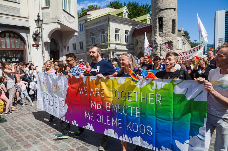 Austrian Raping Sex Videos - Estonia legalizes same-sex marriage | Human Rights Watch