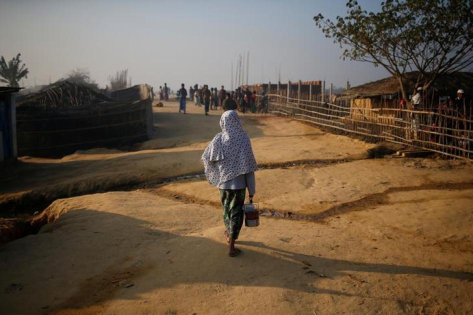 850px x 566px - Burma: Security Forces Raped Rohingya Women, Girls | Human Rights Watch