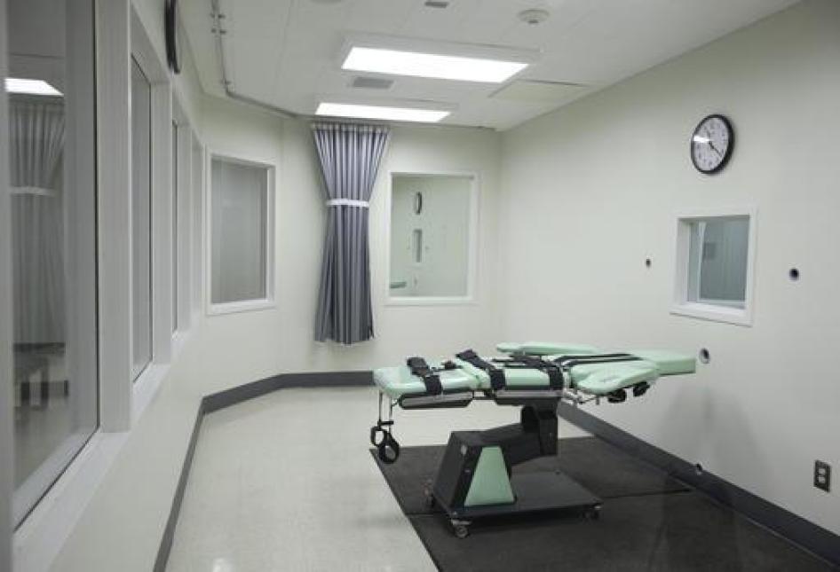 EE.UU.: California suspende la pena de muerte | Human Rights Watch