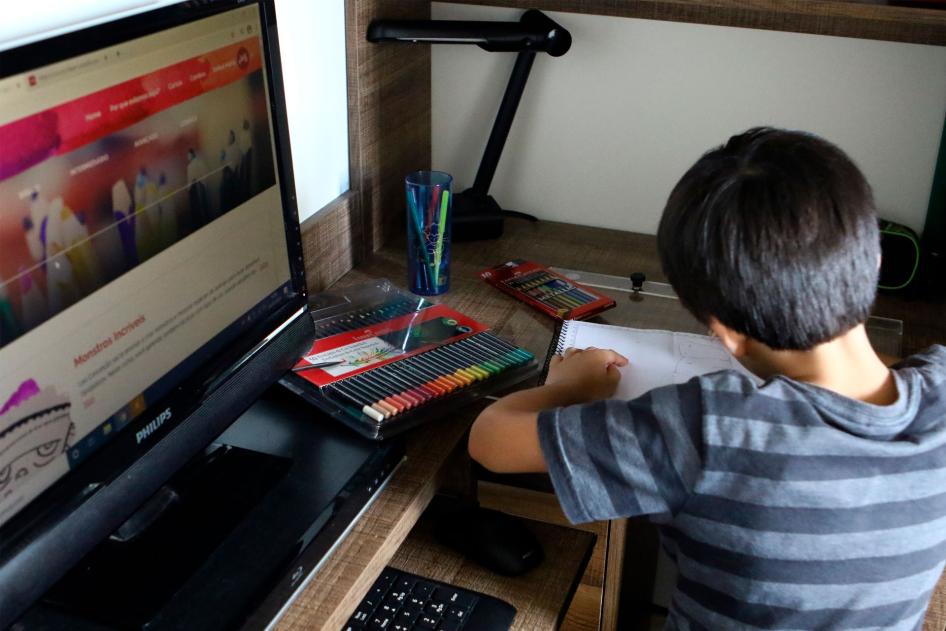 Students Play Games or Watch  During Online Classes