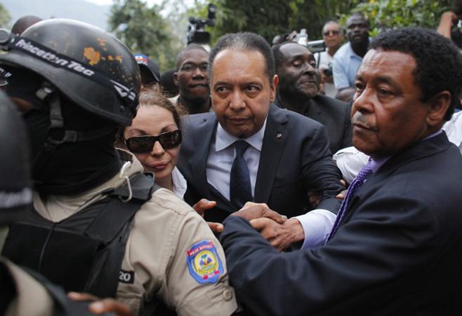 Haïti : Trois ans après le retour de Duvalier, les poursuites à son  encontre n'avancent pas | Human Rights Watch