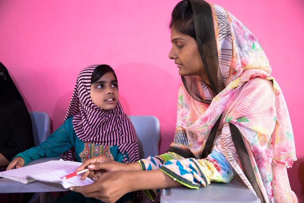 Nursery School - Pakistan: Girls Deprived of Education | Human Rights Watch