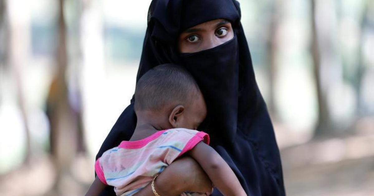 Xxx Rapw Mother And Son - Burma: Rohingya Recount Killings, Rape, and Arson | Human Rights Watch
