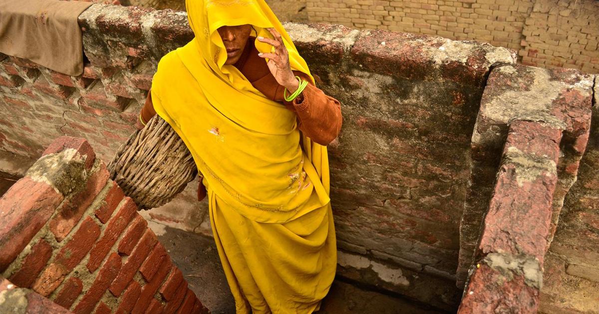 Raj Web Sleeping Sex - Going to the Toilet When You Wantâ€: Sanitation as a Human Right | HRW