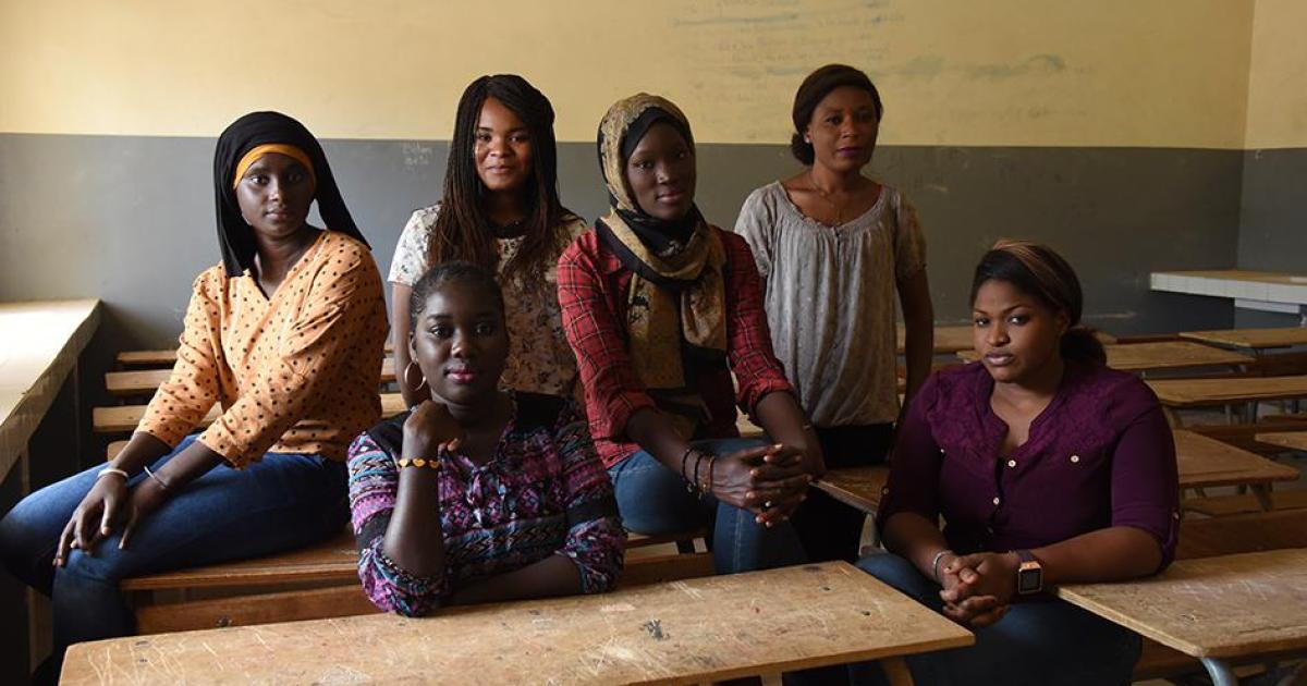 School Girl Blakmeling Xxx Video - It's Not Normalâ€: Sexual Exploitation, Harassment and Abuse in Secondary  Schools in Senegal | HRW