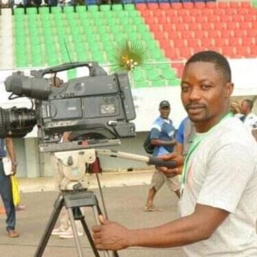 Le journaliste camerounais Samuel Ajiekah Abuwe, connu sous le nom de Wazizi. 