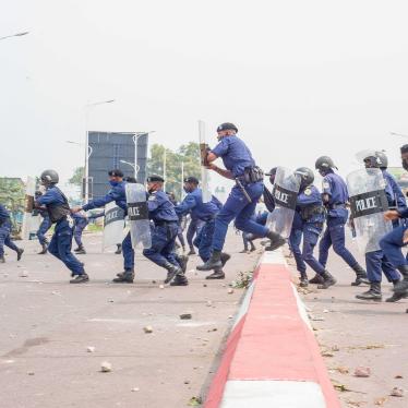 Police officers clash with demonstrators in Kinshasa on July 9, 2020 in demonstrations over the appointment of the new president of the Electoral Commission.