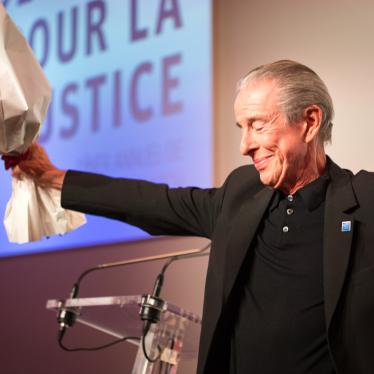 Jean-Louis Servan Schreiber, au dîner « Des voix pour la justice » organisé par Human Rights Watch à Paris, le 15 novembre 2017