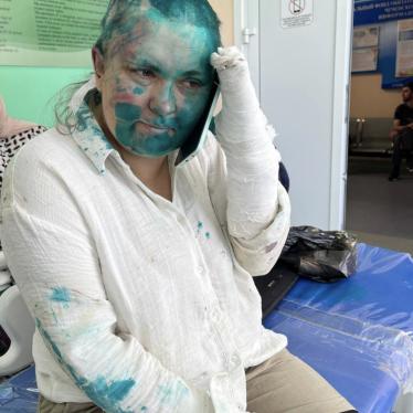 Elena Milashina in a hospital in Grozny after being violently attacked on July 4, 2023
