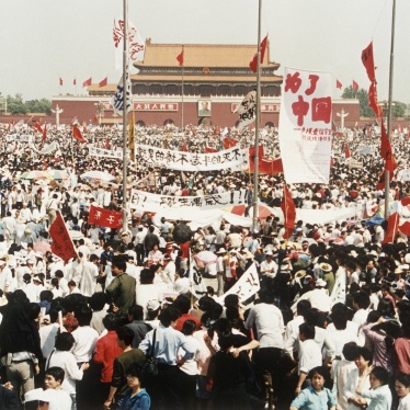 Thousands of pro-democracy demonstrators protest in front of the Gate of Heavenly Peace in Tiananmen Square, Beijing, China, May 17, 1989. 