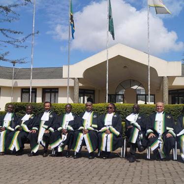 Dispatches: Rwanda Turns the Clock Back on Access to Justice