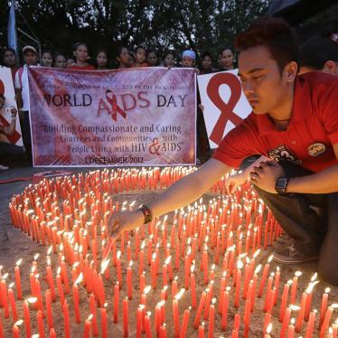 Fueling the Philippines' HIV Epidemic: Government Barriers to Condom Use by  Men Who Have Sex With Men | HRW
