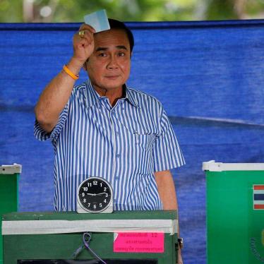 Prime Minister Gen. Prayut Chan-ocha casts his ballot during the constitutional referendum vote in Bangkok, Thailand on August 7, 2016. 