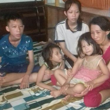 Việt Nam: Hãy hủy bỏ cáo buộc đối với những thuyền nhân bị trao trả