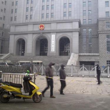 China: Drop Cases Against Rights Lawyers