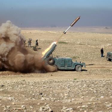 Members of the Iraqi rapid response forces fire a missile toward Islamic State militants during a battle in south of Mosul, Iraq February 19, 2017. 
