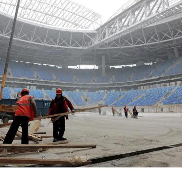 Rússia/FIFA: Exploração de trabalhadores nos estádios da Copa do Mundo de 2018