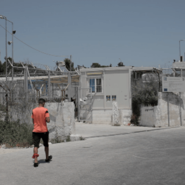 Grèce : Des enfants migrants non accompagnés sont laissés sans protection 