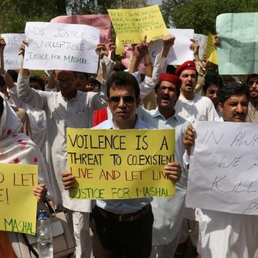 Students from Peshawar University protest to condemn the killing of Abdul Wali Khan university student Mashal Khan, after he was accused of blasphemy, during a protest in Peshawar, Pakistan April 19, 2017. 