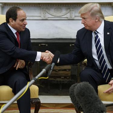 President Donald Trump shakes hands with Egyptian President Abdel Fattah al-Sisi in the Oval Office of the White House in Washington. © 2017 AP Images 