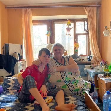 Elena Mikhailovna, 66, and Varya, 11 Sviati Hory, October 2019.